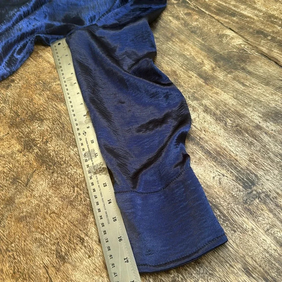 Blue Emory park blouse size large NWT - Picture 12 of 16